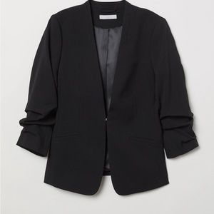 Black 3/4 Sleeve Blazer